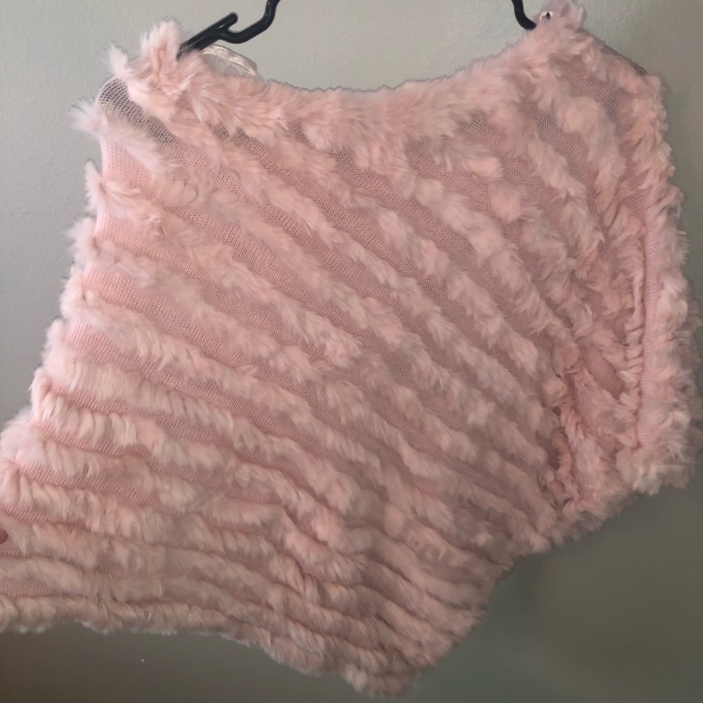 Pink Shaw 💗 - Picture 3 of 3